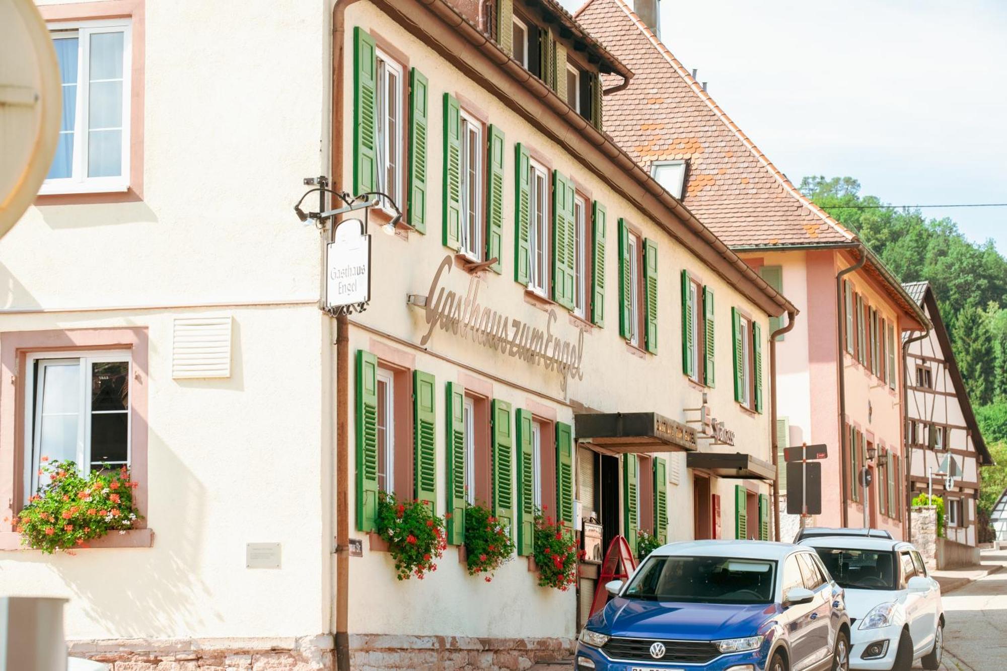 Landhotel Engel & Kreuz Gaggenau Exteriör bild